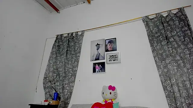 Snapshot of megan_100 chatting on 01-09-26, 06:31 megan 100 online show from 01-09-26, 06:31