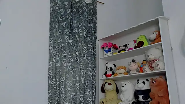 Snapshot of megan_100 chatting on 01-10-26, 06:09 megan 100 online show from 01-10-26, 06:09