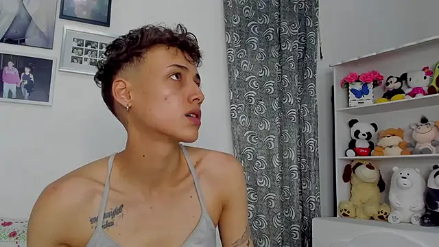 Snapshot of megan_100 chatting on 01-31-26, 07:11 megan 100 online show from 01-31-26, 07:11