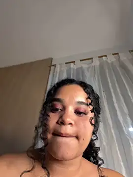 Lucy wilson5 online show from 02-10-25, 09:36