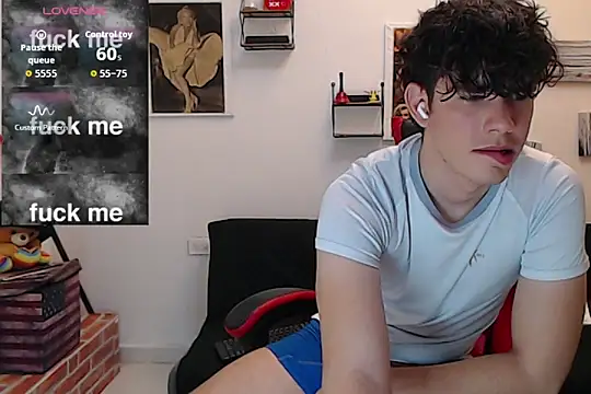 Snapshot of Angelo-cianuro- chatting on 11-13-25, 11:03 Angelo-cianuro- online show from 11-13-25, 11:03