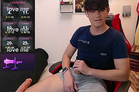 Snapshot of Angelo-cianuro- chatting on 11-14-25, 11:35 Angelo-cianuro- online show from 11-14-25, 11:35