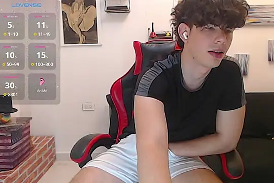 Snapshot of Angelo-cianuro- chatting on 12-19-25, 12:17 Angelo-cianuro- online show from 12-19-25, 12:17