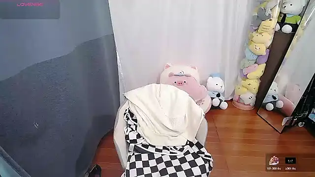 CN-Doudou online show from 10-31-25, 03:18