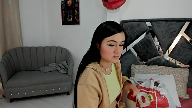 Snapshot of Dulce_amg chatting on 05-07-26, 03:01 Dulce amg online show from 05-07-26, 03:01