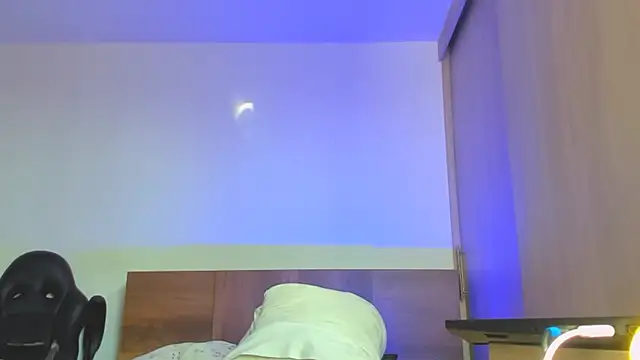 Snapshot of Stevenn_77 chatting on 12-06-24, 07:45 Stevenn 77 online show from 12-06-24, 07:45