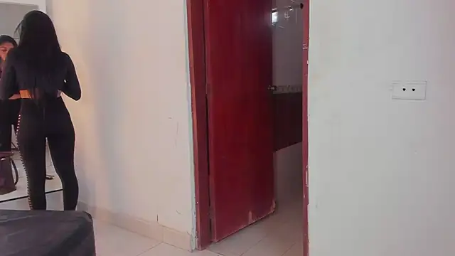 Snapshot of Alhana_pulido chatting on 02-18-25, 07:19 Alhana pulido online show from 02-18-25, 07:19