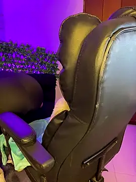 angel natural online show from 11-05-25, 08:42