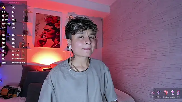 ZuryRamirez  online show from 10-29-25, 08:21