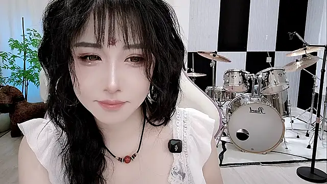 Vaness-a online show from 09-16-25, 03:13