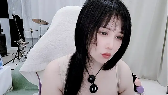 Snapshot of Vaness-a chatting on 06-16-26, 05:54 Vaness-a online show from 06-16-26, 05:54