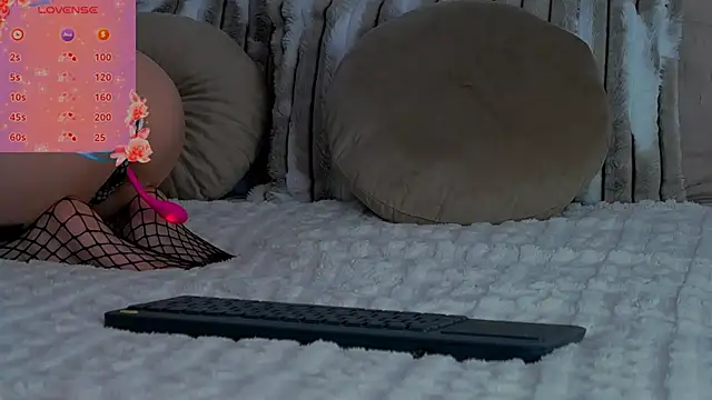 Snapshot of tayakayan chatting on 02-22-25, 03:12 tayakayan online show from 02-22-25, 03:12