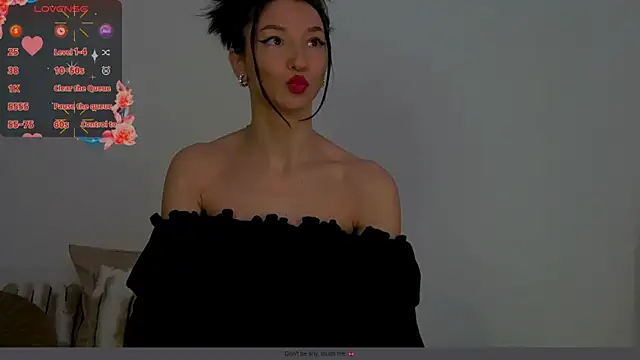 Snapshot of tayakayan chatting on 03-05-25, 04:13 tayakayan online show from 03-05-25, 04:13