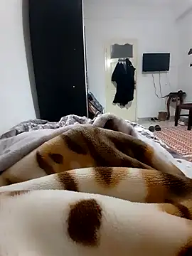 Snapshot of Hazembahloul chatting on 11-24-25, 11:15 Hazembahloul online show from 11-24-25, 11:15