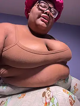 Snapshot of dondivax3 chatting on 10-22-25, 05:19 dondivax3 online show from 10-22-25, 05:19