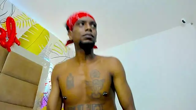 bigblackhotx1 online show from 09-11-25, 09:20