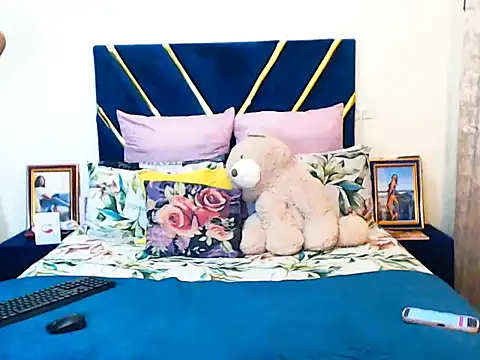 veronica1xxx online show from 02-27-26, 09:15