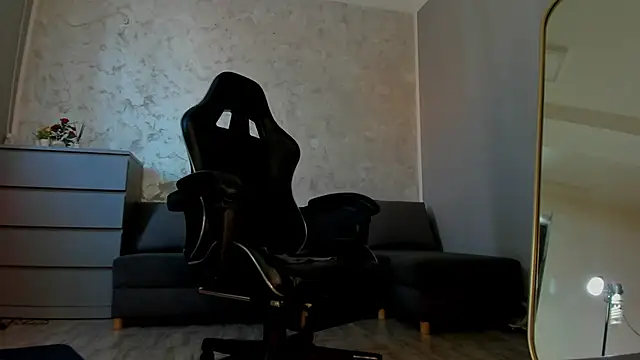 Snapshot of Ivy_belle chatting on 02-23-25, 11:55 Ivy belle online show from 02-23-25, 11:55