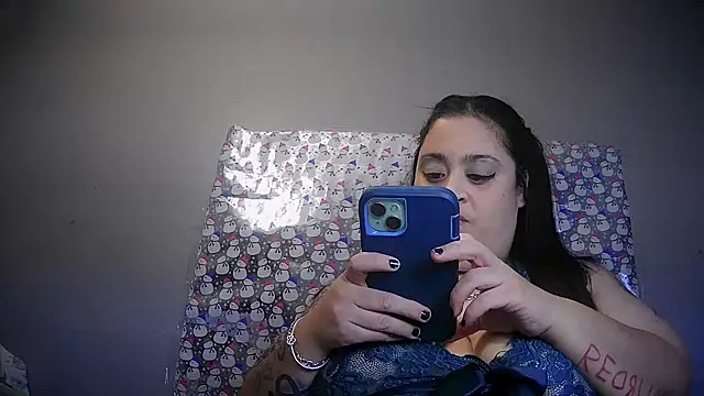 Snapshot of tillymarie34 chatting on 12-06-24, 04:49 tillymarie34 online show from 12-06-24, 04:49