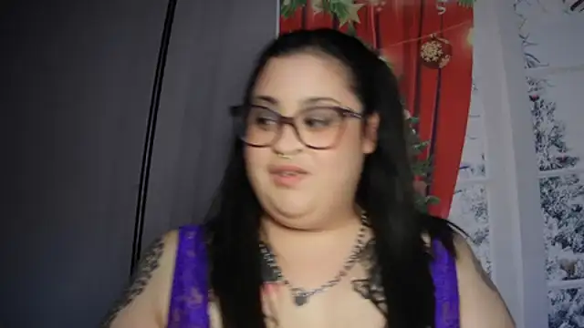 Snapshot of tillymarie34 chatting on 12-16-24, 04:38 tillymarie34 online show from 12-16-24, 04:38