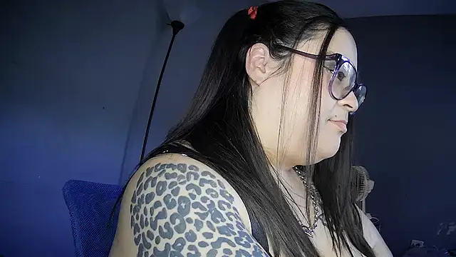 Snapshot of tillymarie34 chatting on 02-10-25, 07:49 tillymarie34 online show from 02-10-25, 07:49