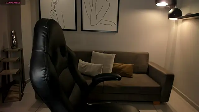 StacyWoods online show from 12-29-24, 11:29