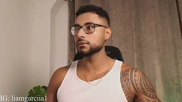 LiamGarcia1 online show from 03-15-25, 02:01