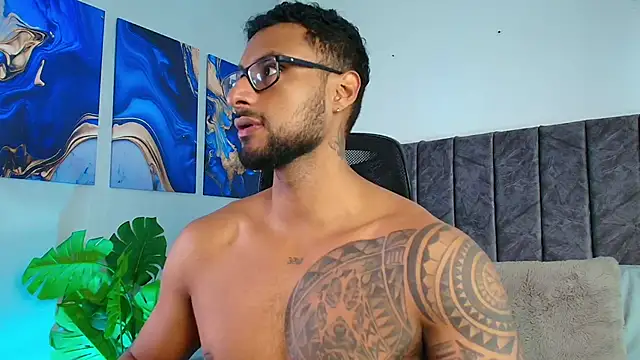 LiamGarcia1 online show from 09-23-25, 03:04