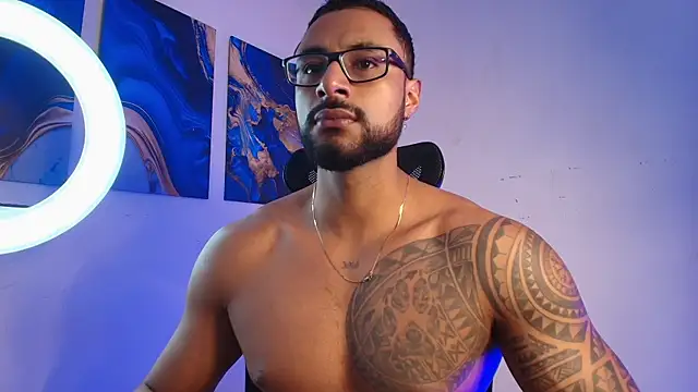 Snapshot of LiamGarcia1 chatting on 03-02-26, 03:41 LiamGarcia1 online show from 03-02-26, 03:41