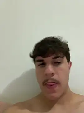 latinohvz online show from 12-22-25, 04:20