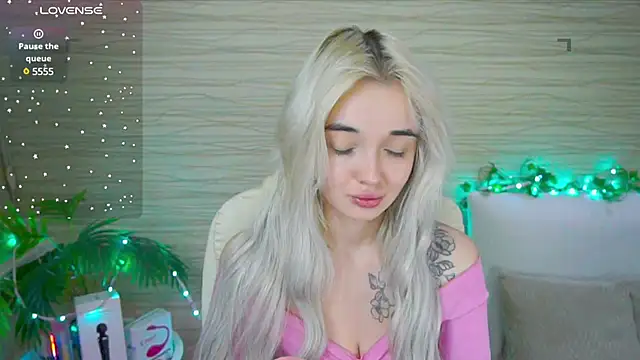 Ashley S online show from 02-08-25, 03:08