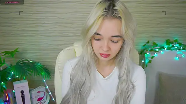 Ashley S online show from 02-15-25, 11:14