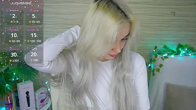 Ashley S online show from 02-18-25, 03:10