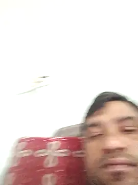 Snapshot of pintuS40 chatting on 12-22-25, 08:50 pintuS40 online show from 12-22-25, 08:50