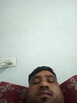 Snapshot of pintuS40 chatting on 02-14-26, 03:25 pintuS40 online show from 02-14-26, 03:25