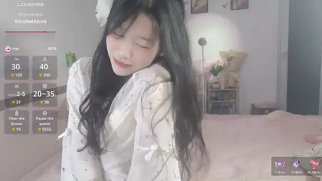 Luminous163 online show from 01-19-25, 03:42