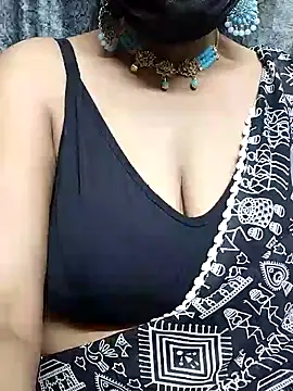 Snapshot of sophia600 chatting on 12-11-24, 05:48 sophia600 online show from 12-11-24, 05:48