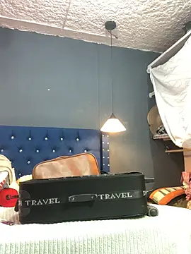 Salomon koude online show from 11-13-25, 05:34