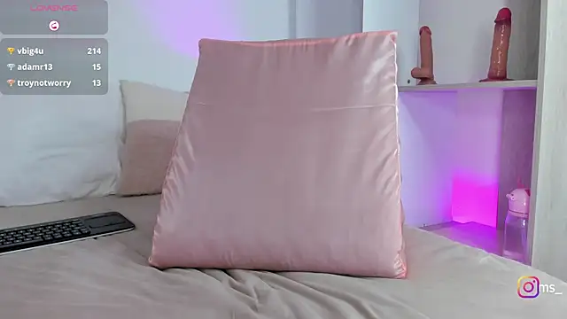 Snapshot of nattaly_adams chatting on 03-22-25, 08:59 nattaly adams online show from 03-22-25, 08:59