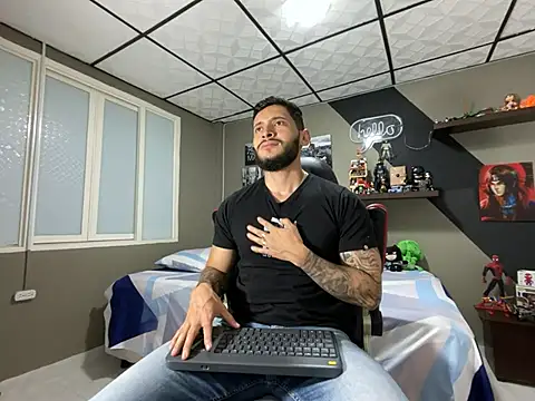 marcel crawford96 online show from 03-25-26, 01:50