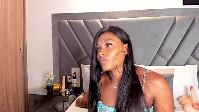 Snapshot of brenda_nova18 chatting on 11-13-25, 09:14 brenda nova18 online show from 11-13-25, 09:14