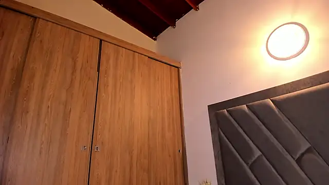 Snapshot of brenda_nova18 chatting on 11-26-25, 07:59 brenda nova18 online show from 11-26-25, 07:59