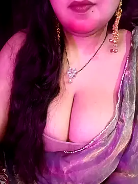 Suhanakhan00 online show from 02-18-26, 08:54