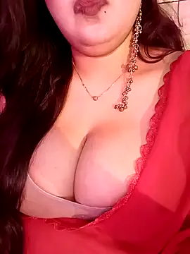 Snapshot of Suhanakhan00 chatting on 06-26-26, 08:30 Suhanakhan00 online show from 06-26-26, 08:30