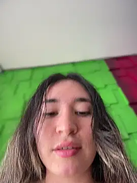 Sophie LS online show from 04-08-26, 09:37