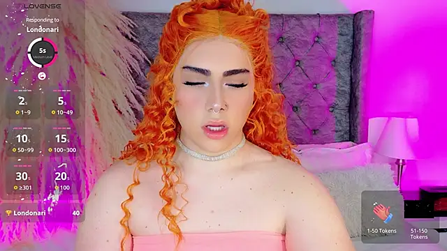 Snapshot of astridjonness chatting on 11-29-25, 11:19 astridjonness online show from 11-29-25, 11:19