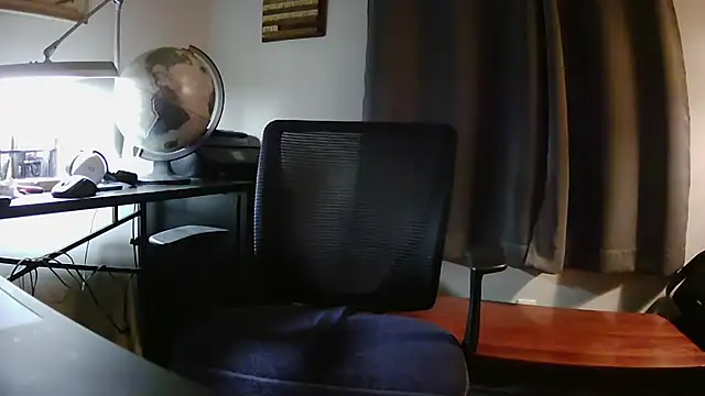 Scotty52838 online show from 03-03-25, 01:31