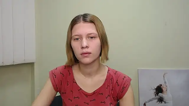 Snapshot of StellaCRL chatting on 12-10-24, 07:37 StellaCRL online show from 12-10-24, 07:37