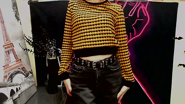 Snapshot of StellaCRL chatting on 01-07-25, 03:33 StellaCRL online show from 01-07-25, 03:33