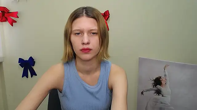 Snapshot of StellaCRL chatting on 01-11-25, 12:18 StellaCRL online show from 01-11-25, 12:18